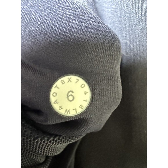 Lululemon Chill Going Strong Jacket Midnight Blue Women’s Size 6 - Picture 10 of 12